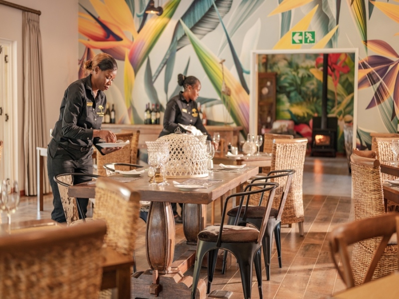 Restaurant-2